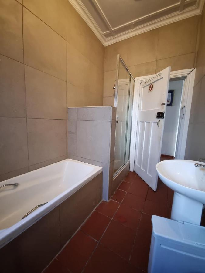 Hostel Shark Shack Backpackers Mossel Bay Exterior foto